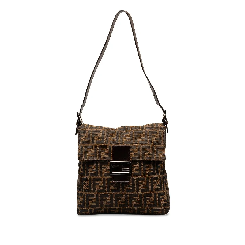 Fendi Zucca Canvas Shoulder Bag (SHG-2gkKyr)