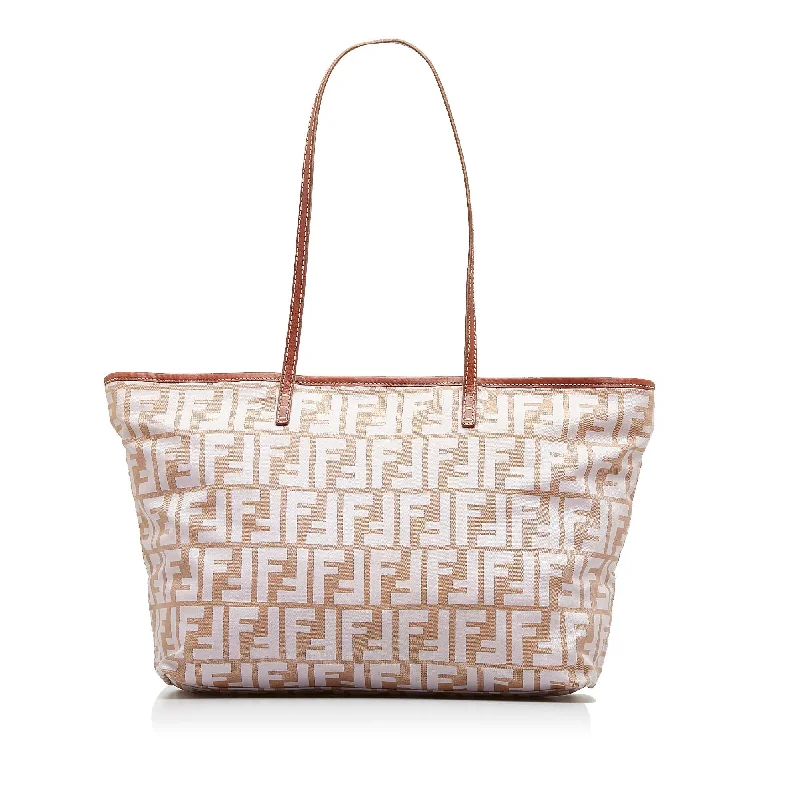 Fendi Zucca Roll Tote (SHG-DNyhac)