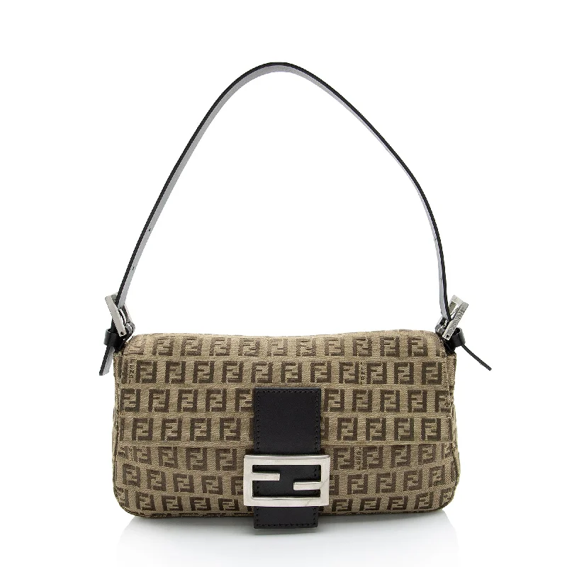 Fendi Zucchino Baguette Shoulder Bag (SHF-cdP0VZ)