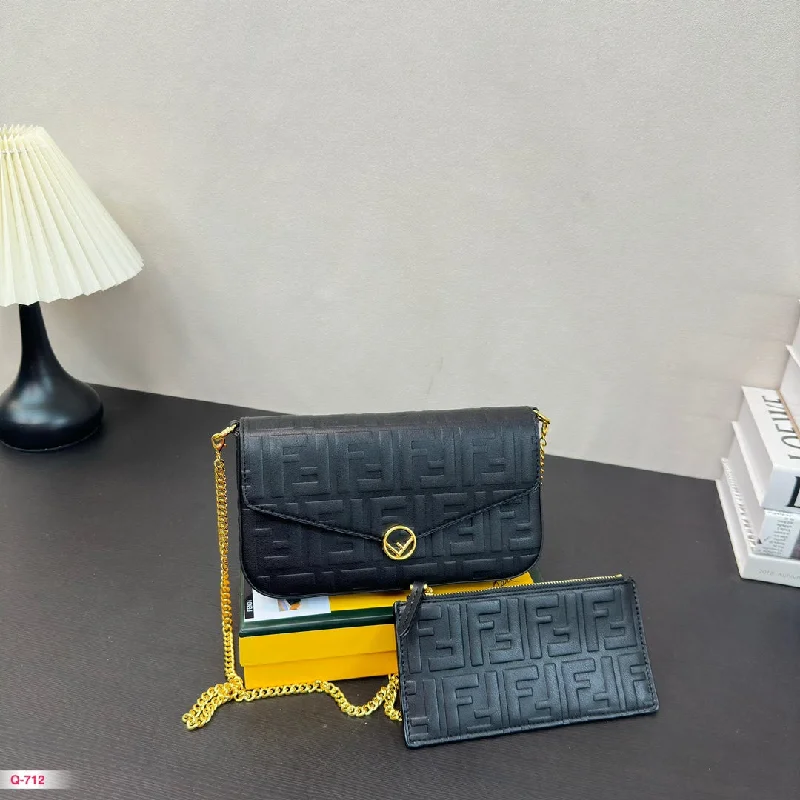 Fendi's popular three in one built-in card holder and zero wallet three piece shoulder bag handbag crossbody bag black