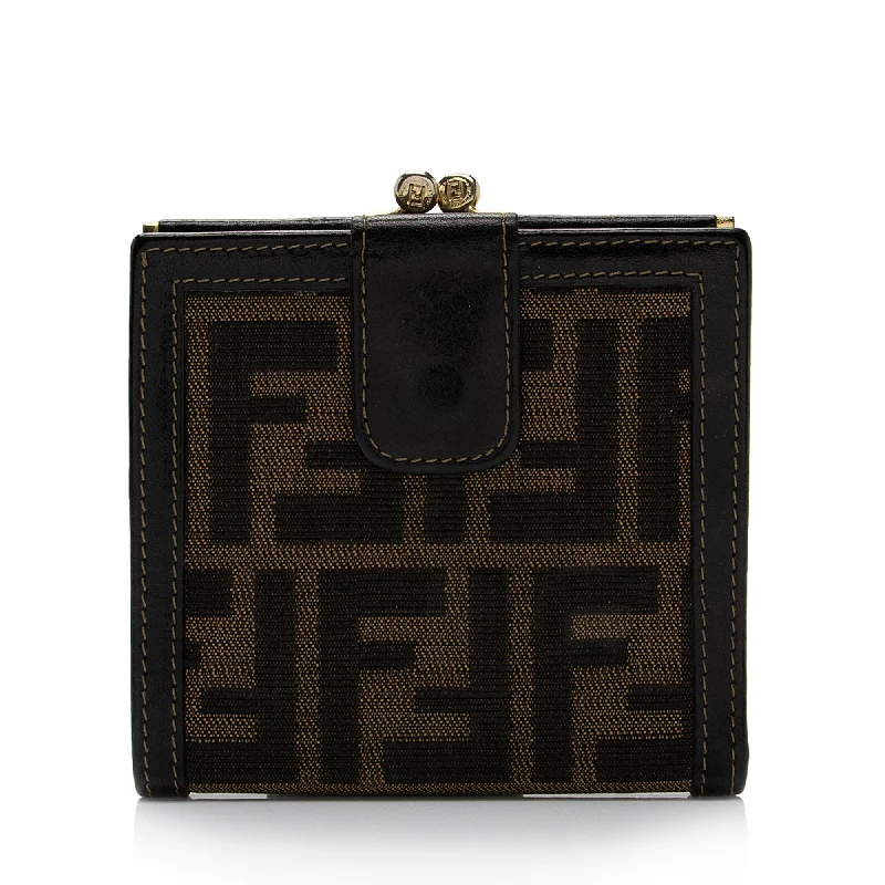 Fendi Vintage Zucca Kiss Lock French Wallet (SHF-J1Q6xA)